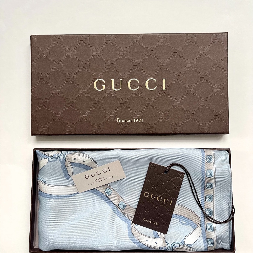 New Gucci Scarf Gg Logo Chains Color-Block Silk Wrap With Gucci Gift Box View 3